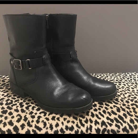 Adrienne Vittadini Shoes - Adrienne Vitadinni black boots